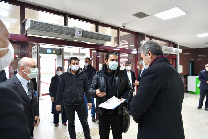 Ankara Mamak Belediye Başkanı Köse’den maske denetimi 7