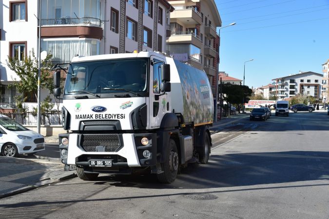 Ankara Mamak sokaklarında koronavirüs temizliği devam ediyor 6