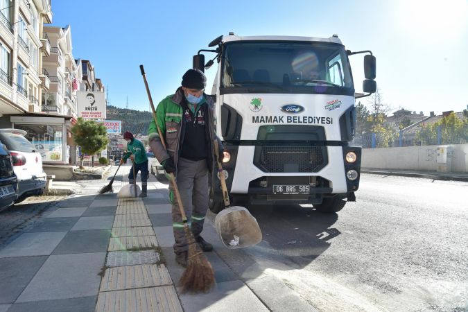 Ankara Mamak sokaklarında koronavirüs temizliği devam ediyor 7