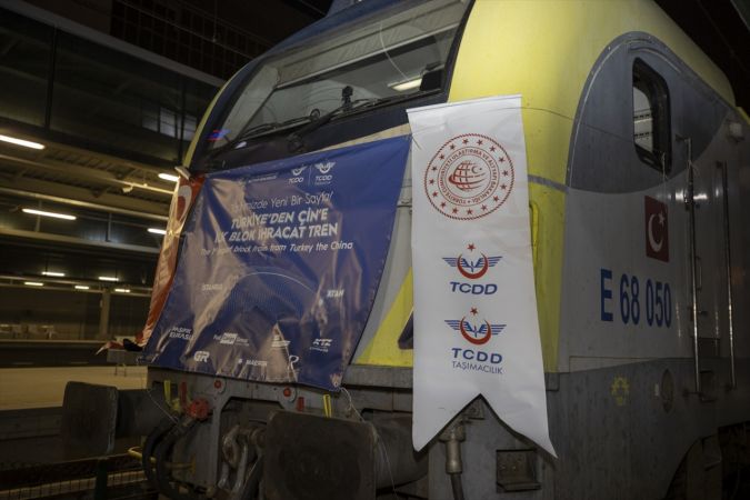 Türkiye-Çin ilk ihracat treni Ankara'dan geçti 11