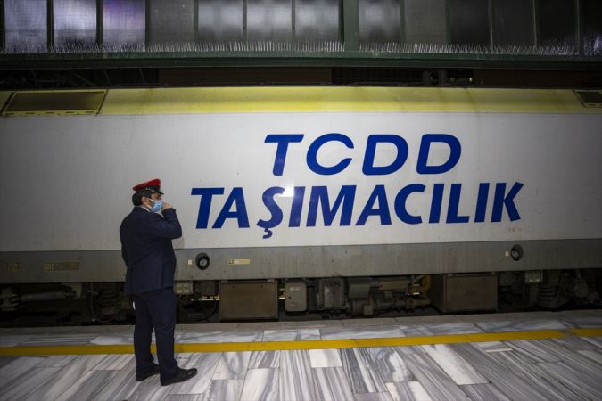 Türkiye-Çin ilk ihracat treni Ankara'dan geçti 12