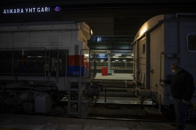 Türkiye-Çin ilk ihracat treni Ankara'dan geçti 13