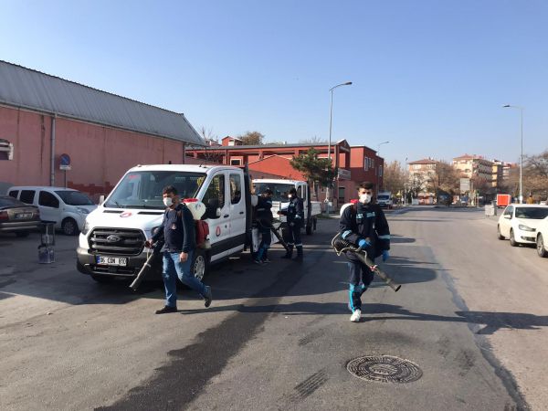 Ankara Sincan Belediyesi kısıtlama günlerinde de hijyen sağladı 1