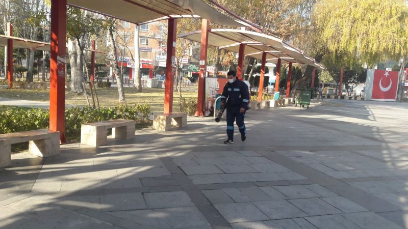 Ankara Sincan Belediyesi kısıtlama günlerinde de hijyen sağladı 2