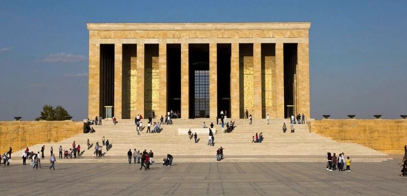 Ankara'da Anıtkabir Ziyarete Açık Mı? Sokağa Çıkma Kısıtlamasında Anıtkabir Ziyaret Saatleri Değişti Mi? 4