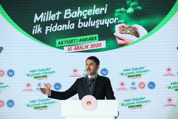 Bakan Kurum, Akyurt Millet Bahçesi'nde ilk fidanı dikti 12