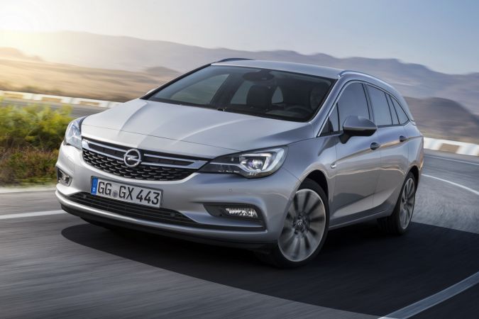 Opel’in Bayilerinde Astra İçin İzdiham Var! Fiyatları Dibe Çekti, Görenler Koşarak Satın Almaya Gitti! "Astra Sahibi Olmak Artık Çok Kolay!" 3
