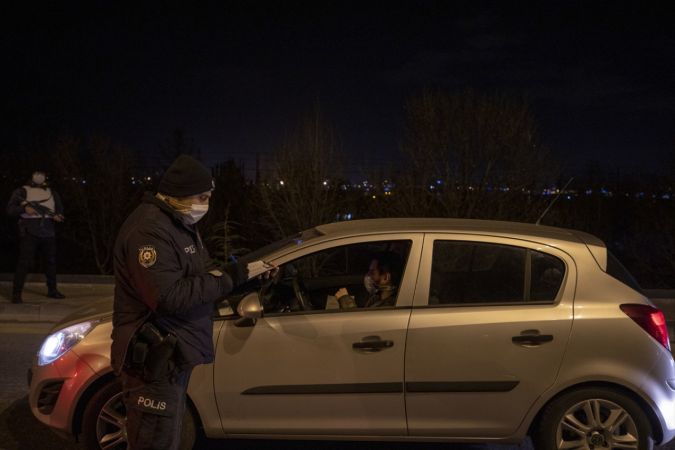 Ankara'da sokağa çıkma kısıtlaması! Ankara'da sokağa çıkma yasağı ne zaman başlıyor, bitiyor? 18