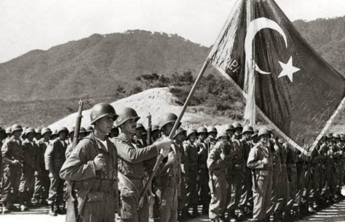 Türkiye Kore'ye Neden Asker Gönderdi? Kore Savaşı'na Türkiye Neden Katıldı? 3