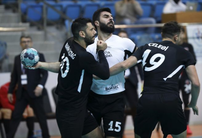 Spor Toto - CSM Bükreş: 33 - 27 1