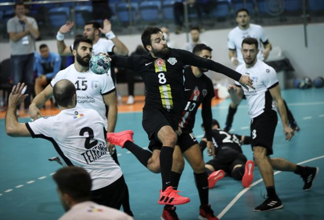Spor Toto - CSM Bükreş: 33 - 27 5