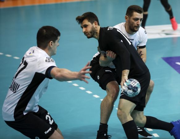 Spor Toto - CSM Bükreş: 33 - 27 6