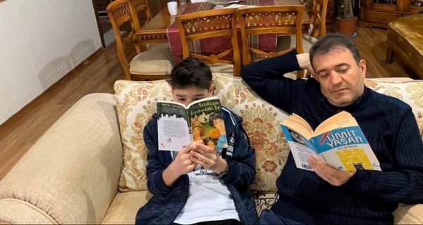 Erzurum'da başlatılan evde kitap okuma kampanyasına sosyal medyada büyük ilgi 4