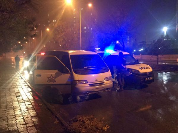 Kayseri'de "dur" ihtarına uymayan sürücüye 9 bin 750 lira ceza kesildi 6