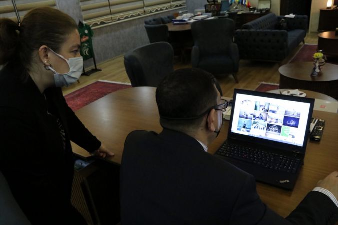 Çankırı Emniyet Müdürü Sadettin Aksoy ile eşi, AA'nın "Yılın Fotoğrafları" oylamasına katıldı 1