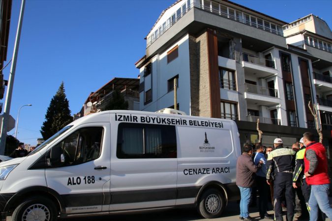 Uşak'taki doğal gaz patlamasında hayatını kaybeden kişinin cenazesi defnedildi 5