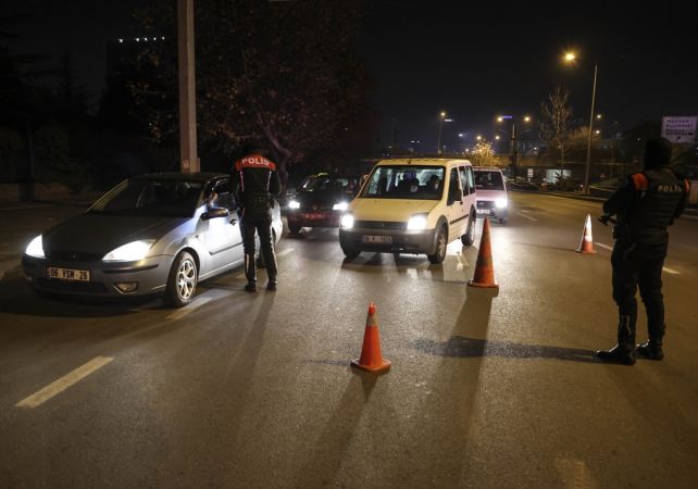 Ankara'da sokağa çıkma kısıtlaması 1