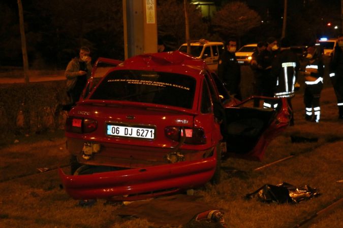 Kayseri'de trafik kazası: 2 ölü, 1 yaralı 5