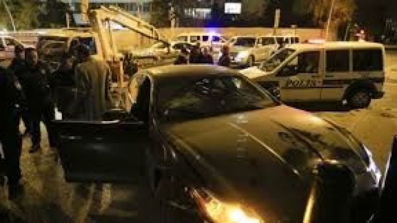 Kırıkkale'de "dur" ihtarına uymayan sürücü otomobiliyle polise çarptı 2