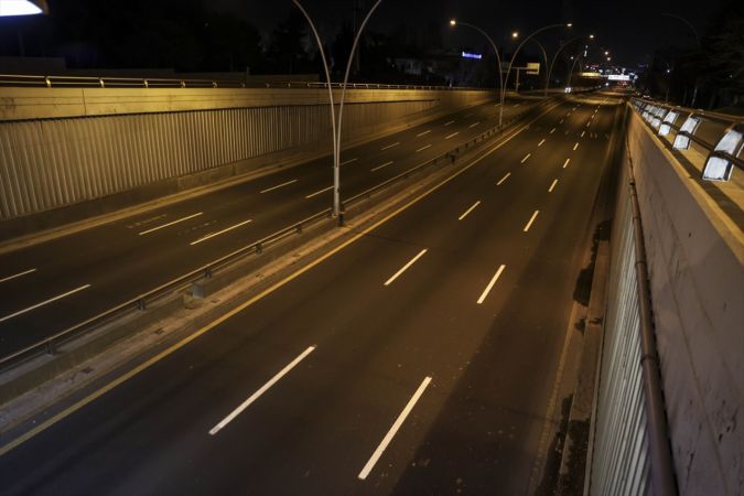 Ankara'da sokağa çıkma tasağı devam ediyor! Her yer sakin 4