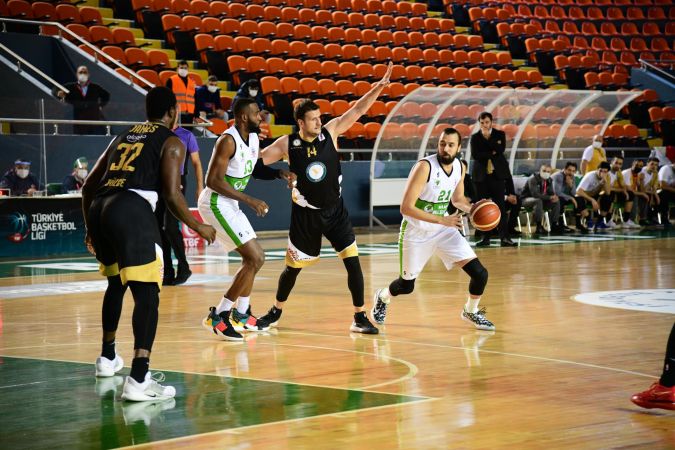 Mamak Belediyesi Basketbol Takımı rakibini 91-67 mağlup etti 3
