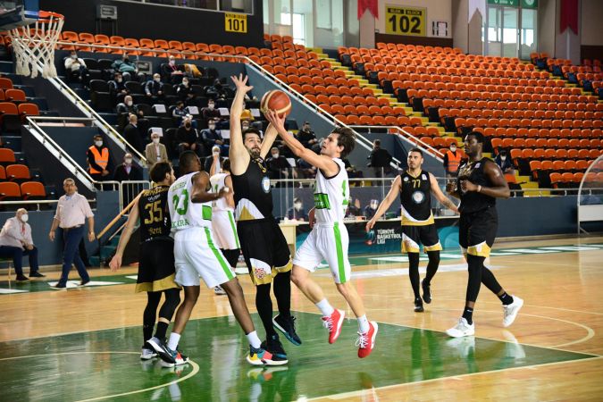 Mamak Belediyesi Basketbol Takımı rakibini 91-67 mağlup etti 4