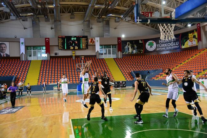 Mamak Belediyesi Basketbol Takımı rakibini 91-67 mağlup etti 5