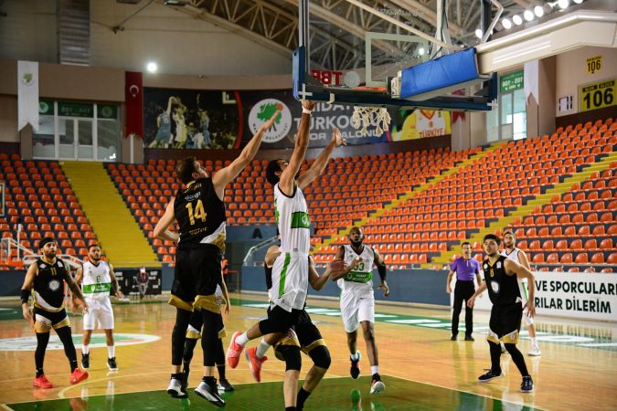 Mamak Belediyesi Basketbol Takımı rakibini 91-67 mağlup etti 9