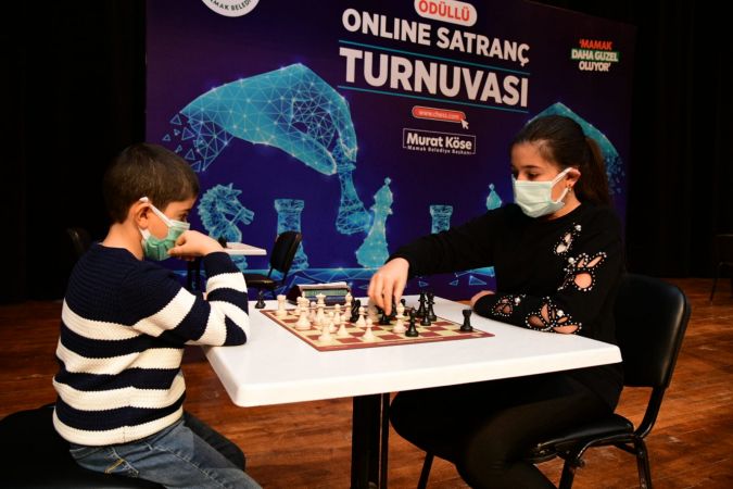 Ankara Mamak'ta Online Satranç Turnuvası’nın Finalistleri Ödüllendirildi 1