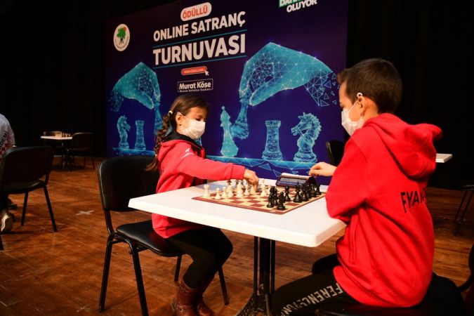 Ankara Mamak'ta Online Satranç Turnuvası’nın Finalistleri Ödüllendirildi 5