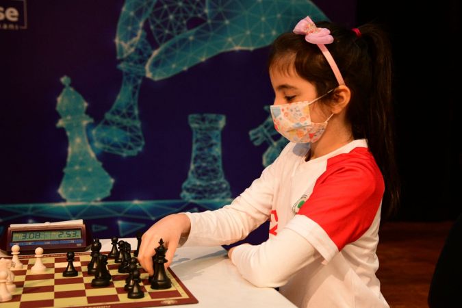 Ankara Mamak'ta Online Satranç Turnuvası’nın Finalistleri Ödüllendirildi 6
