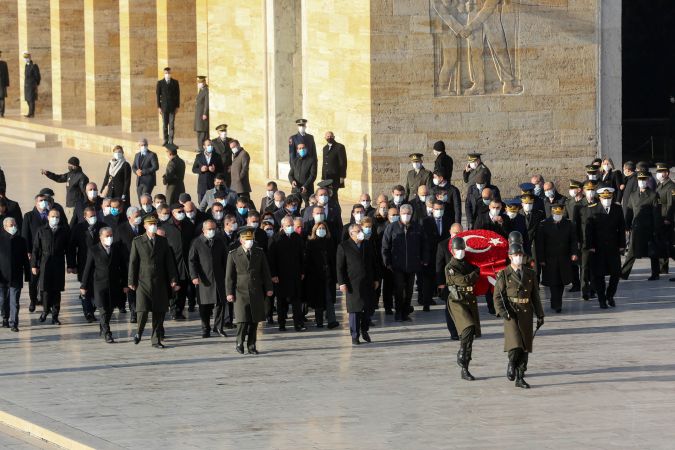 İsmet İnönü ölümünün 47’inci yılında kabri başında anıldı 3