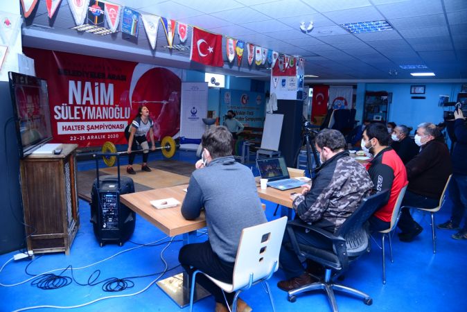 Ankara Kahramankazan'da online halter turnuvası sona erdi 11