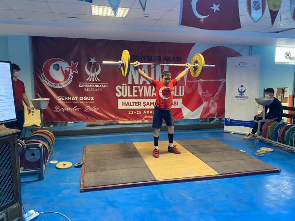 Ankara Kahramankazan'da online halter turnuvası sona erdi 9