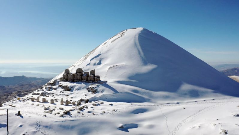 Nemrut Dağı'nda turizm sezonu kapandı! İşte Muhteşem Nemrut Dağı Foto Galeri 9