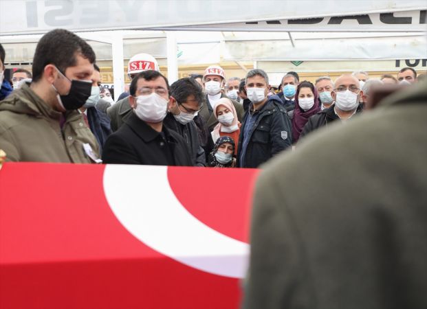 Şehit Uzman Çavuş Özbent İzmir'de son yolculuğuna uğurlandı 14