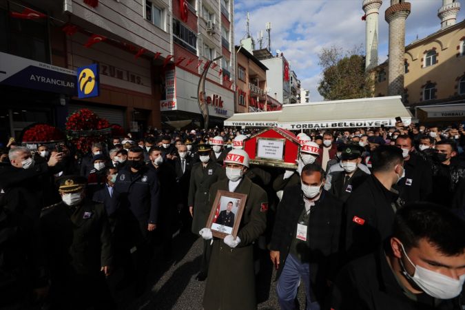 Şehit Uzman Çavuş Özbent İzmir'de son yolculuğuna uğurlandı 6