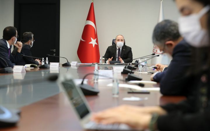 Bakan Varank, BioNTech firmasıyla Türkiye'de “ortak üretim” konusunun görüşüleceğini açıkladı 3