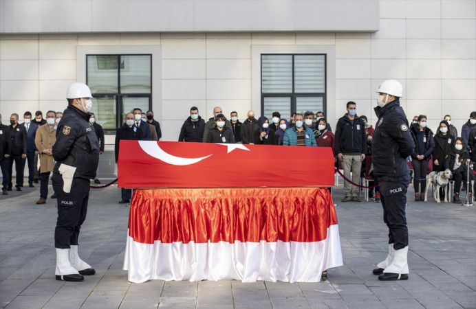 Ankara'da göreve giderken geçirdiği kalp krizi sonucu vefat eden polis memuru için tören düzenlendi 1