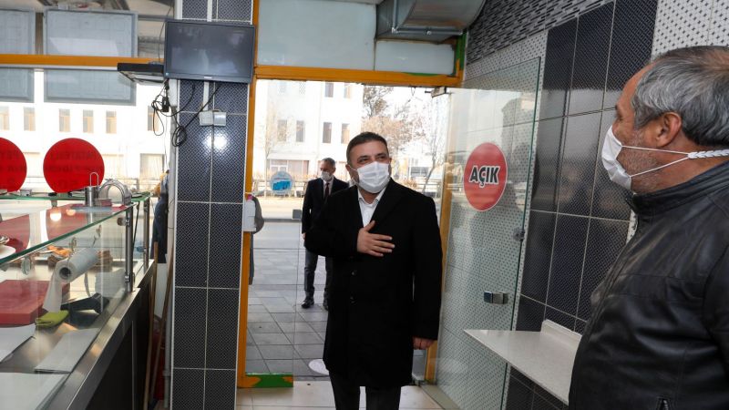 Sincan Belediye Başkanı Murat Ercan pandemi sürecinde esnafı yalnız bırakmıyor 4