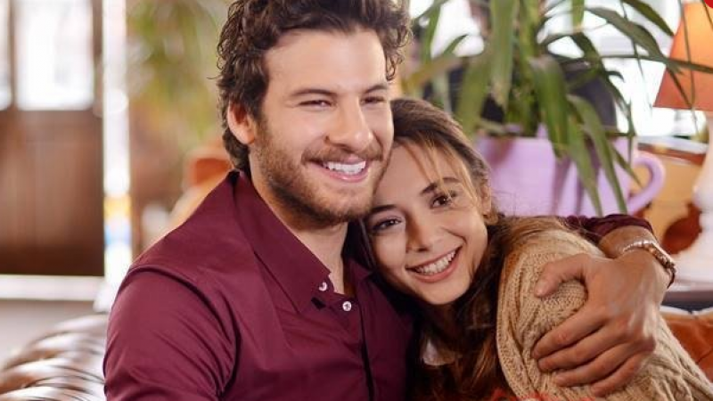 Benim Adım Melek dizisinden aşk doğdu: Önce senaryoydu, şimdi gerçek oldu! Mustafa Mert Koç ve Rabia Soytürk artık… 1
