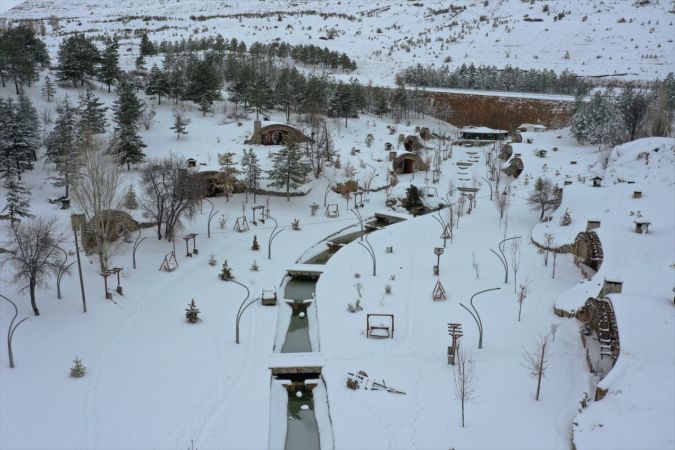 Sivas'ta kar altındaki "Hobbit Evleri" ilgi görüyor 4
