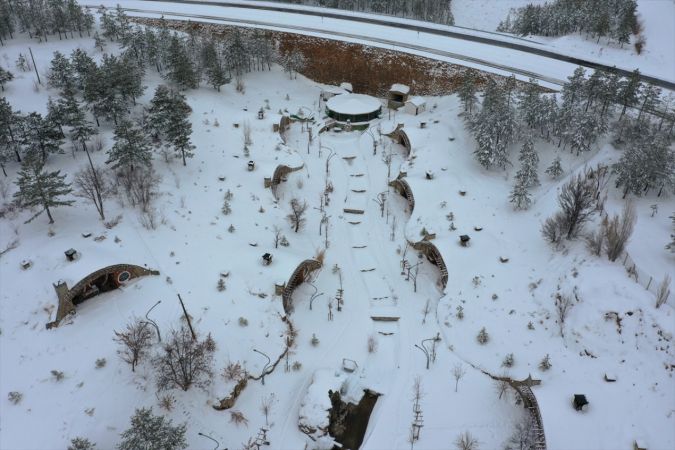 Sivas'ta kar altındaki "Hobbit Evleri" ilgi görüyor 6