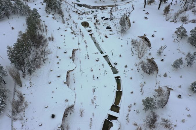 Sivas'ta kar altındaki "Hobbit Evleri" ilgi görüyor 11
