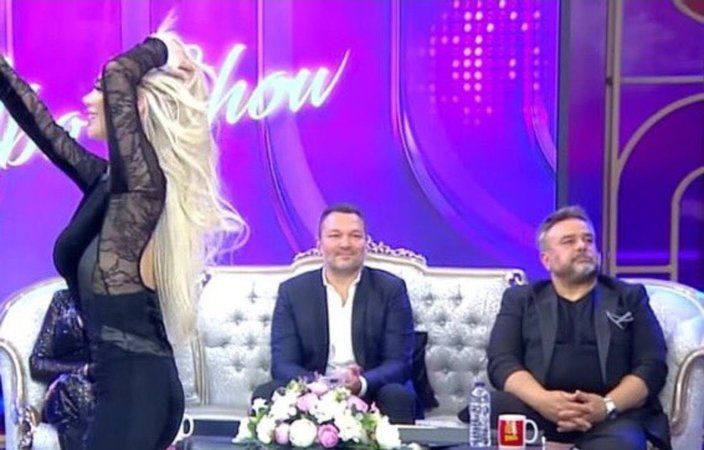 Hadise'den İbo Show'a Konuk Olan İsme Sert Eleştiri! Bülent Serttaş'ın O Haline Tepki Gösterdi! 2