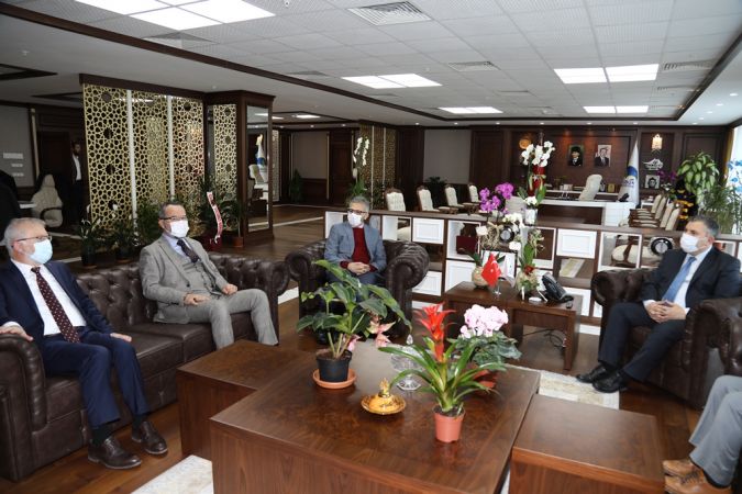 Rektörler Aydınlı Ve Şarlı, Çubuk Belediye Başkanı Demirbaş'ı Ziyaret Etti 6