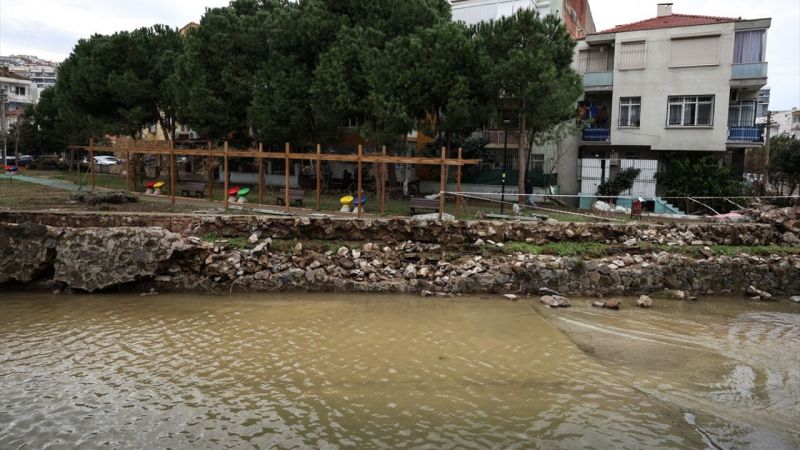 Kuvvetli Yağış Sonrası Ağır Darbe Alan İzmir'de Yaralar Sarılıyor! İşte Son Durum! 19