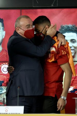 Galatasaray'da Bomba Transferler! İmzalar Atıldı! 26