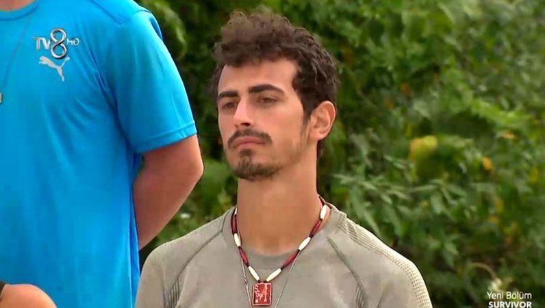 Survivor Emin’in Diskalifiye Sebebi Ortaya Çıktı! Sakatlıkla Hiçbir Alakası Yok! Ettiği Küfürler Sonu Oldu! 1