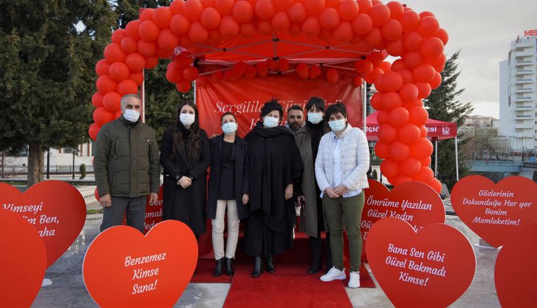 Ankara Keçiören’de Sevgililer Gününe Özel Sevgi Sahnesi 3
